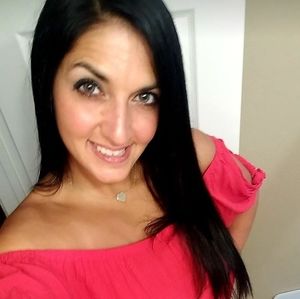 Meet your Posher, Vicki